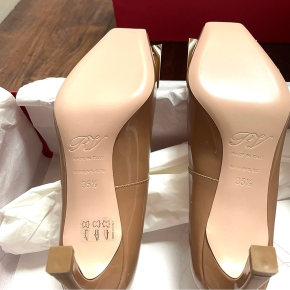 Roger Vivier Belle Vivier Trompette Patent Leather Pumps – Size 35.5 EU / 5.5 US - Picture 5 of 10